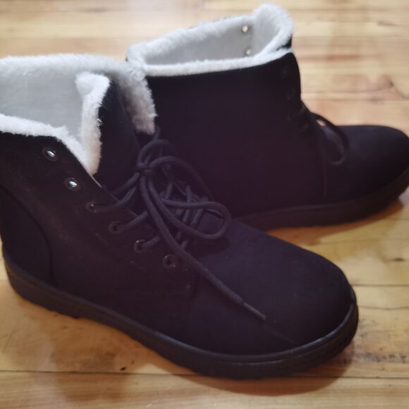 Black ankle boots size 9 - Picture 7 of 7